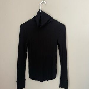 Aerie Ribbed Black Turtleneck Size Small